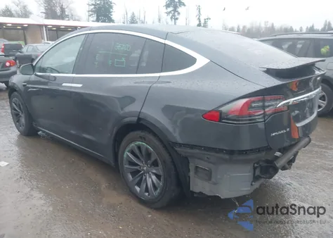 2018 Tesla Model X 100D/75D/P100D from USA, damaged, VIN 5YJXCDE22JF100188